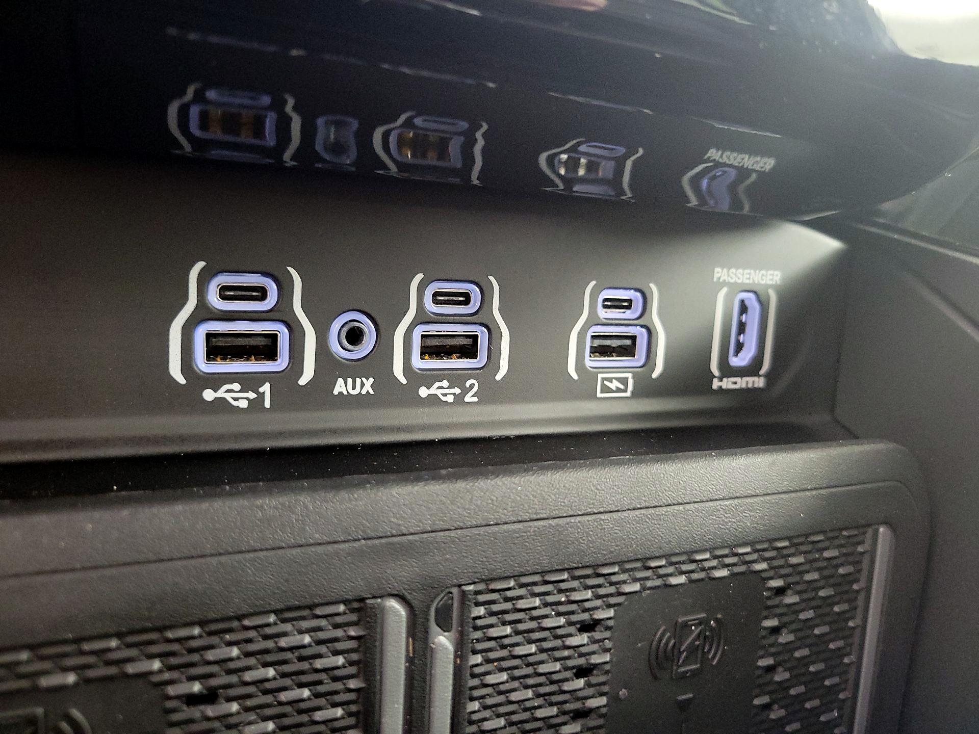 Thumbnail: 2025 RAM 1500 - 18