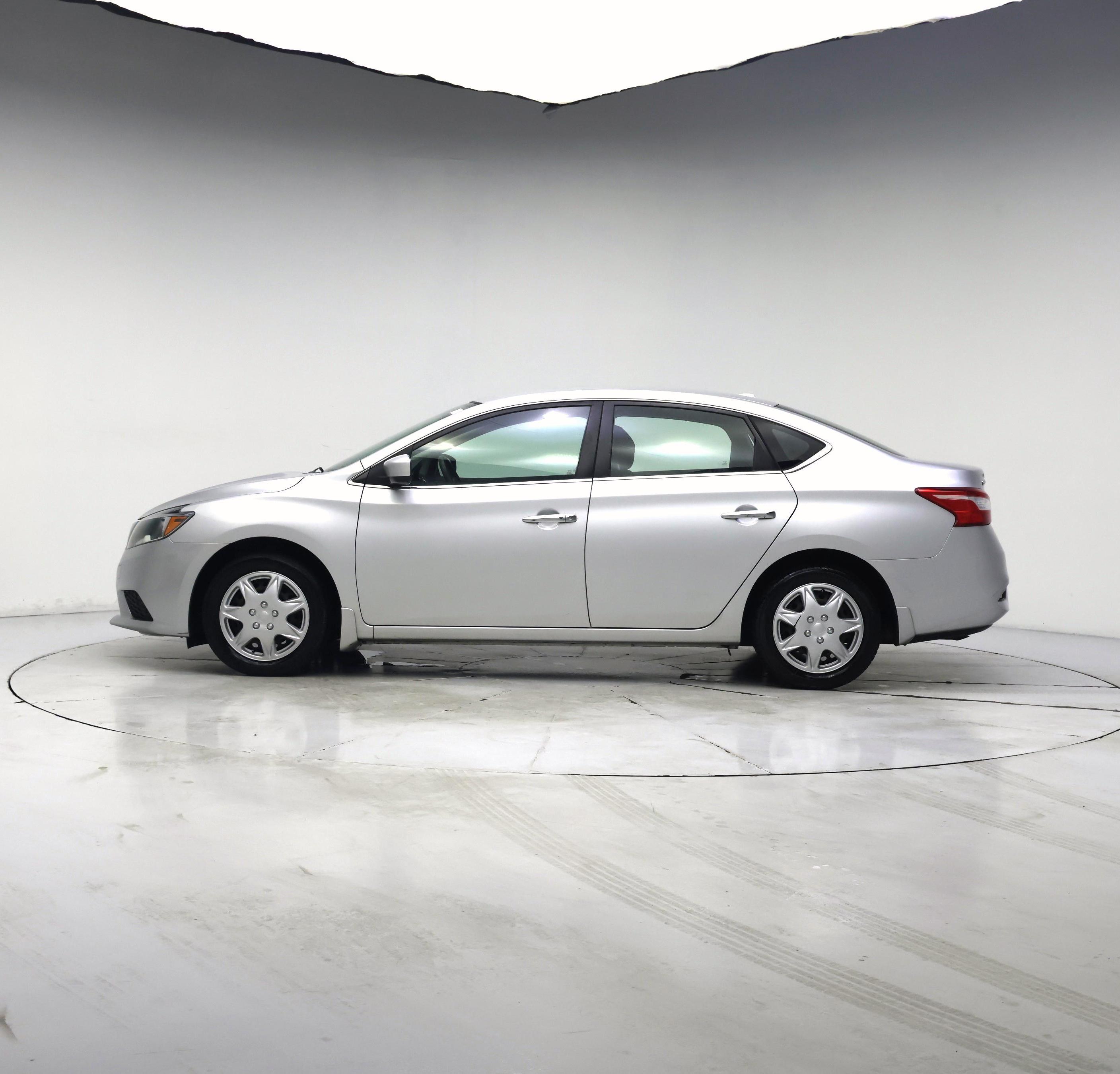 Thumbnail: 2017 Nissan Sentra - 3