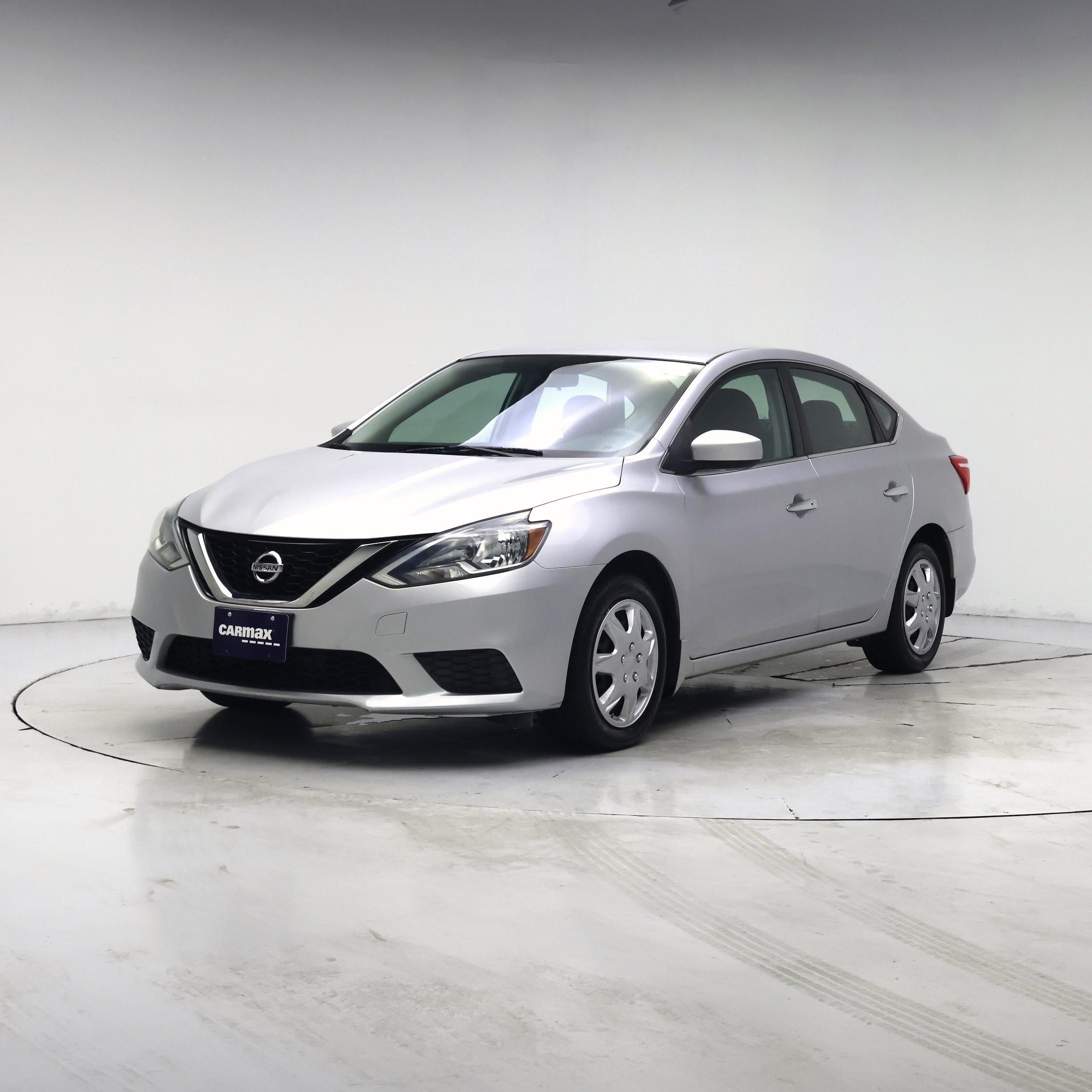 Thumbnail: 2017 Nissan Sentra - 4