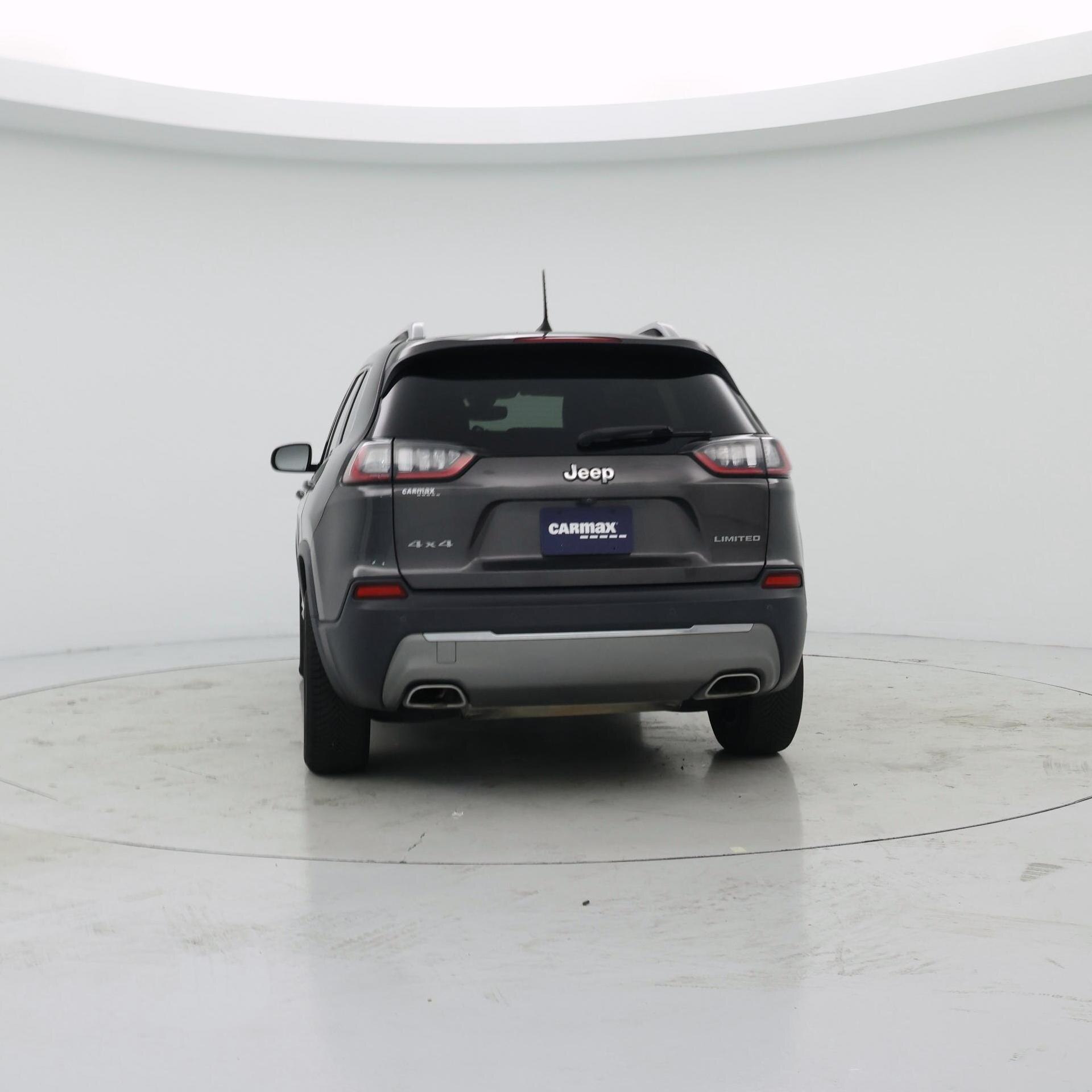 Thumbnail: 2019 Jeep Cherokee - 6