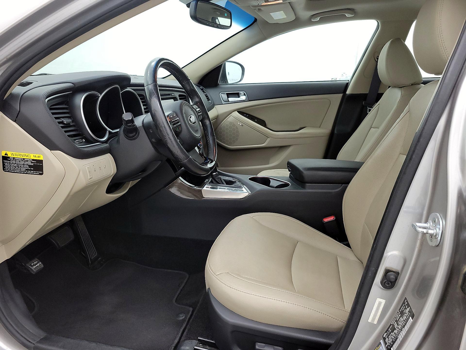 Thumbnail: 2015 Kia Optima - 11