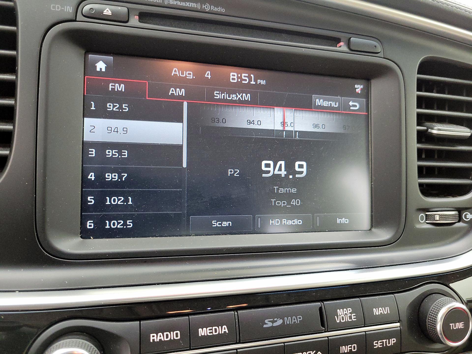 Thumbnail: 2015 Kia Optima - 16