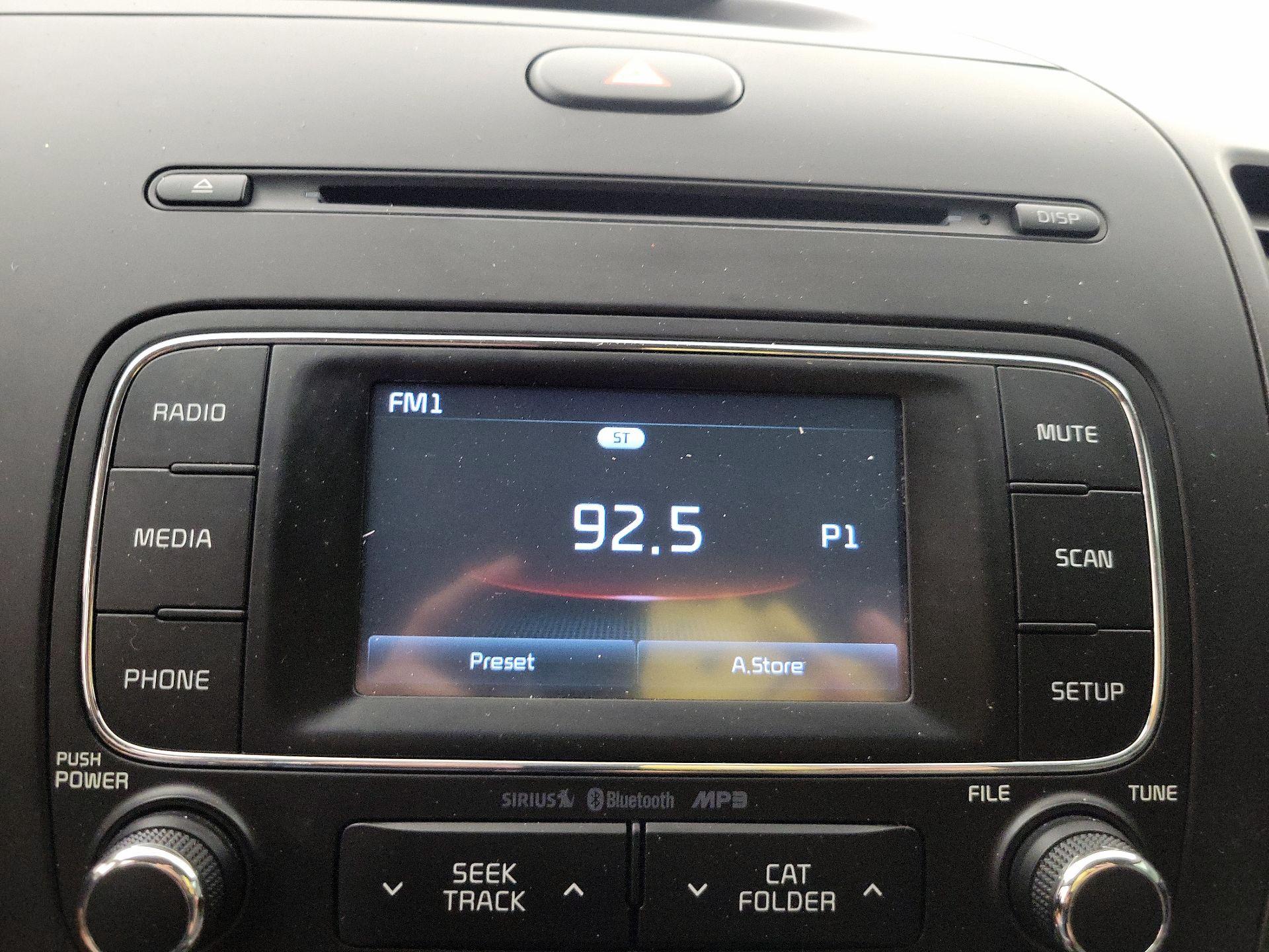 Thumbnail: 2016 Kia Forte - 15