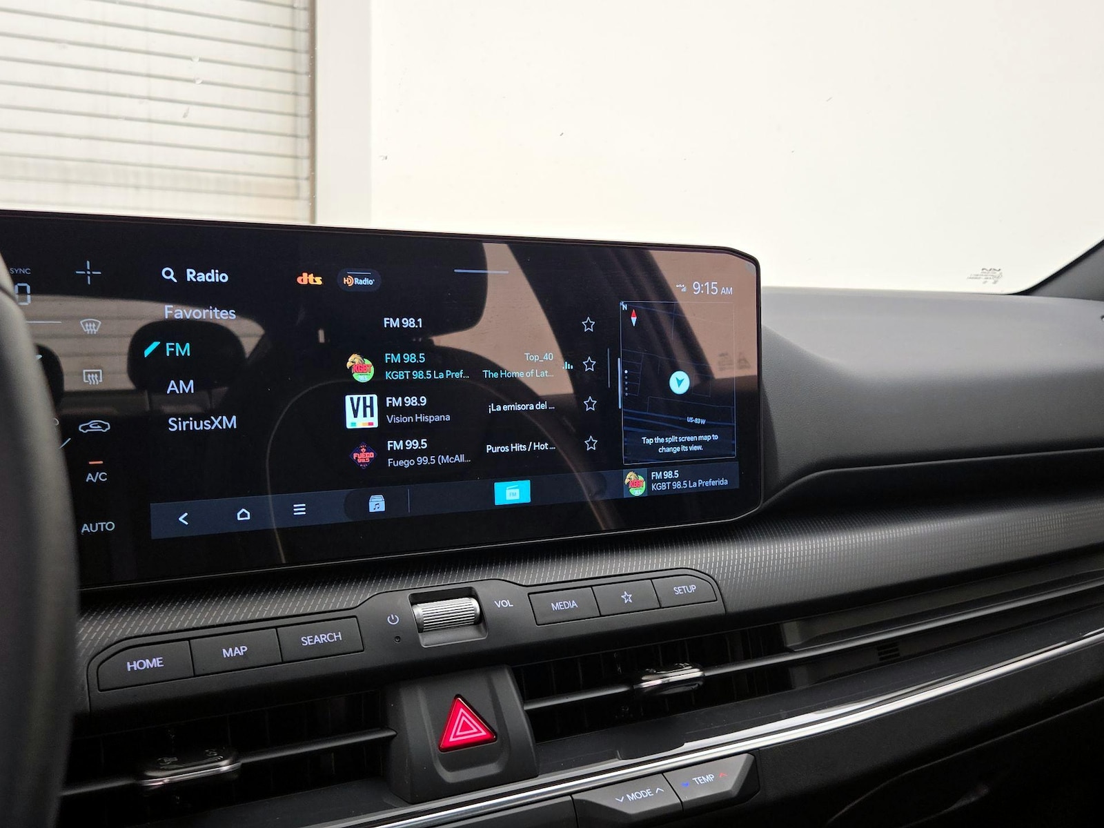 2025 Kia K4 GT-Line - Photo 17