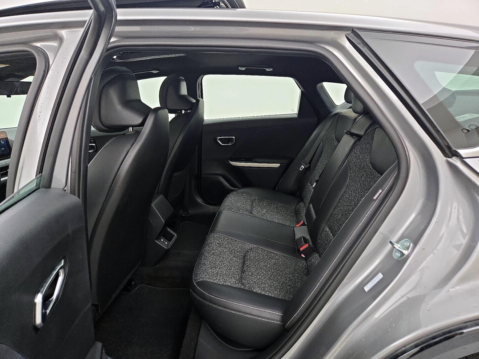 2025 Kia K4 GT-Line - Photo 22