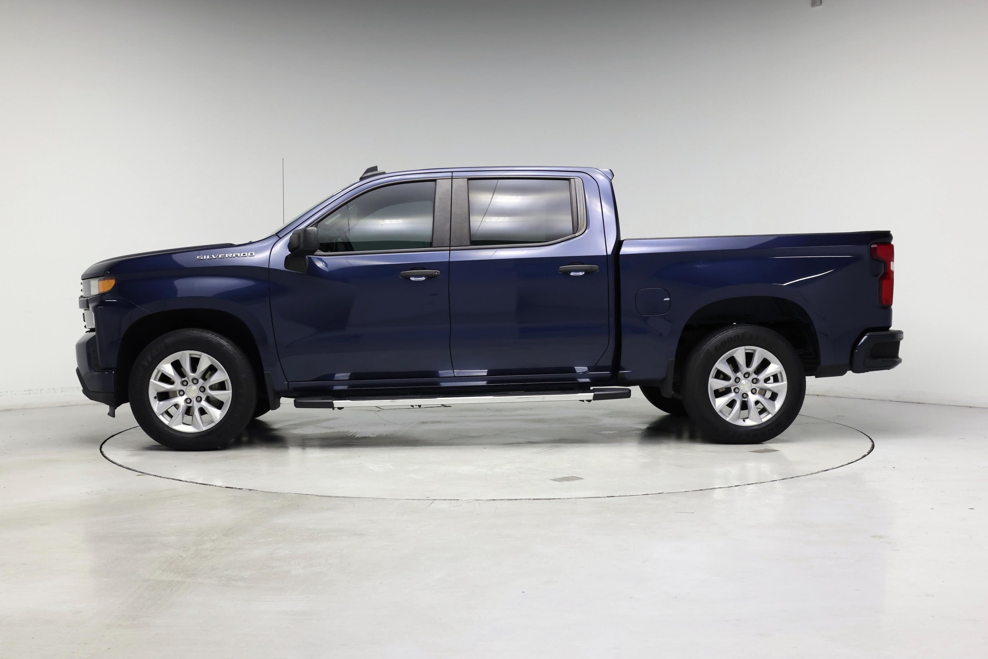 Thumbnail: 2021 Chevrolet Silverado 1500 - 3