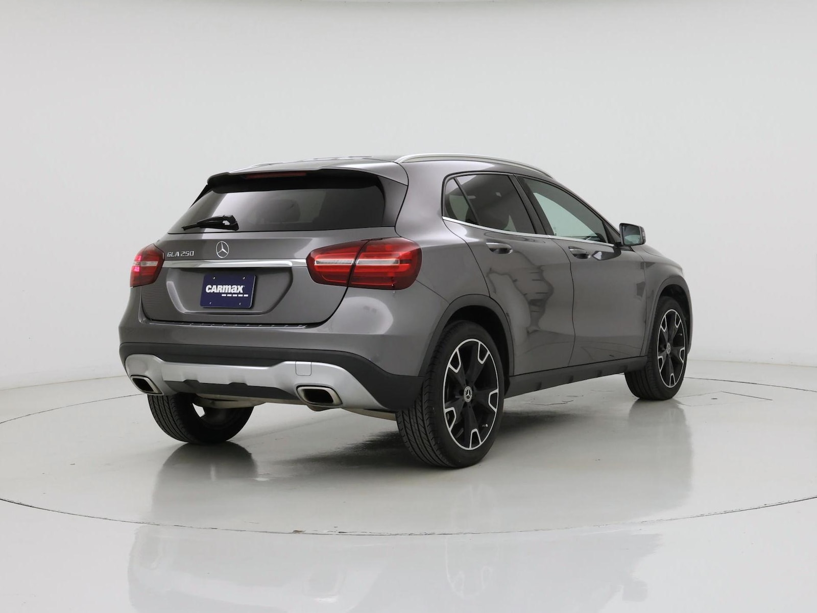 2018 Mercedes-Benz GLA-Class GLA250 - Photo 9