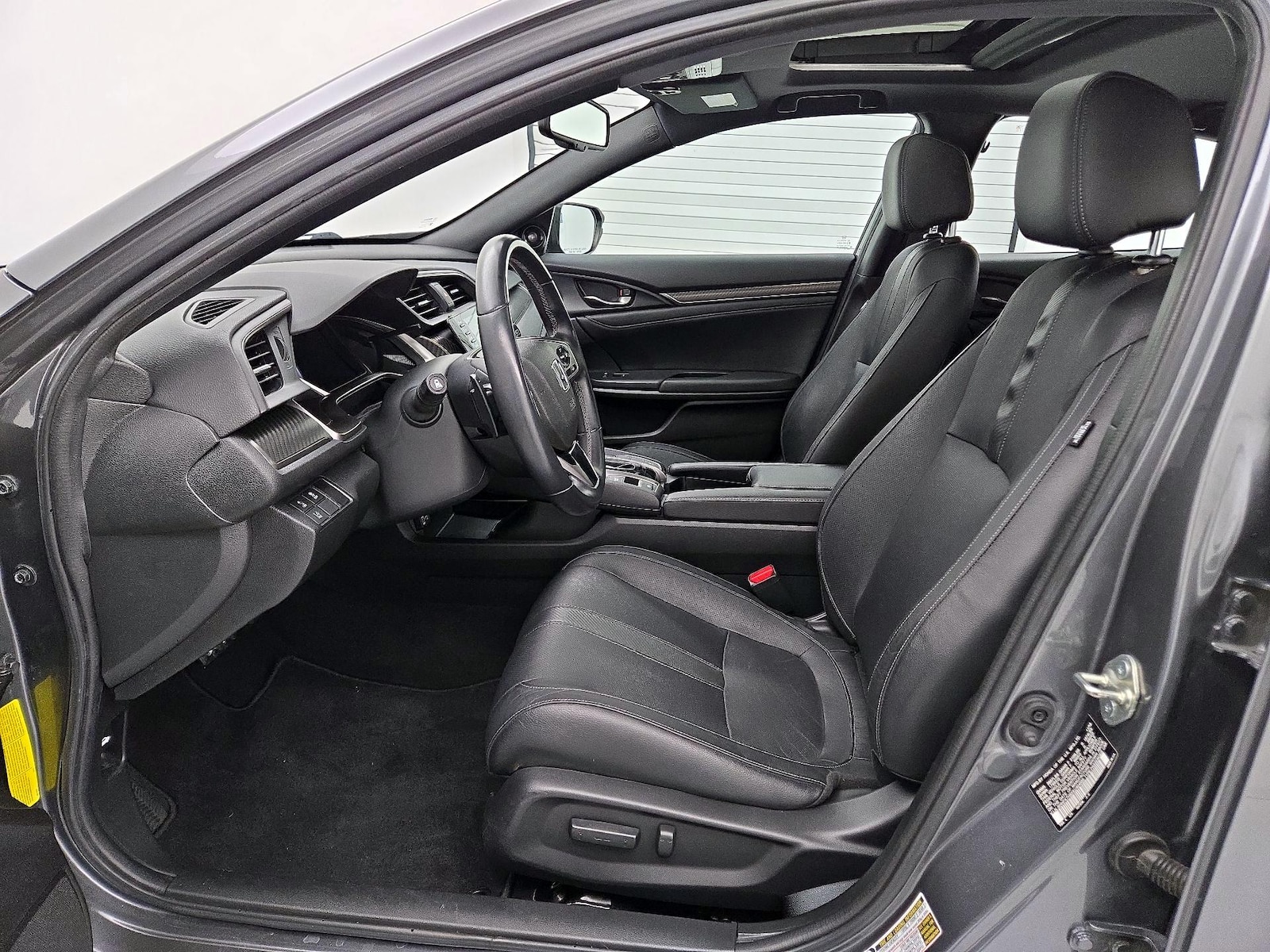 2019 Honda Civic Hatchback Sport Touring - Photo 12
