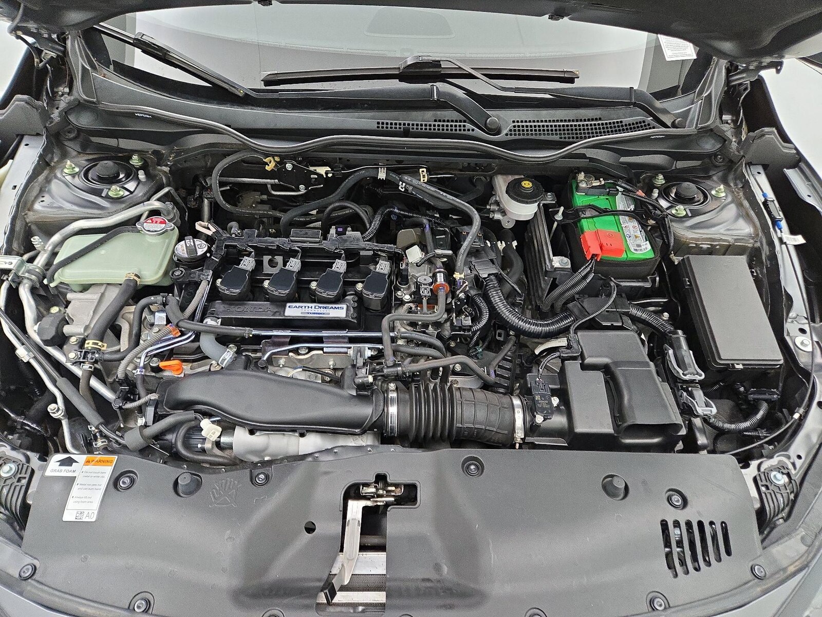 2019 Honda Civic Hatchback Sport Touring - Photo 22