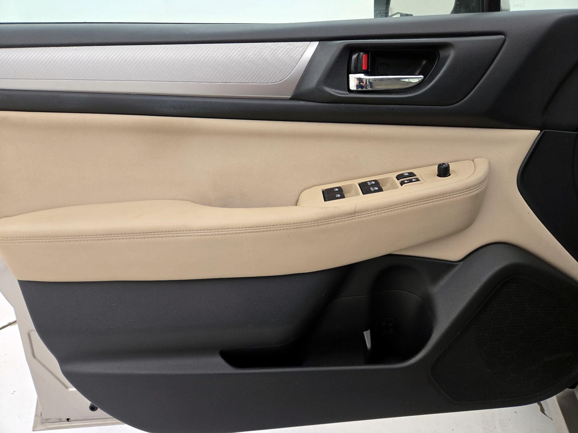 Thumbnail: 2015 Subaru Legacy - 12