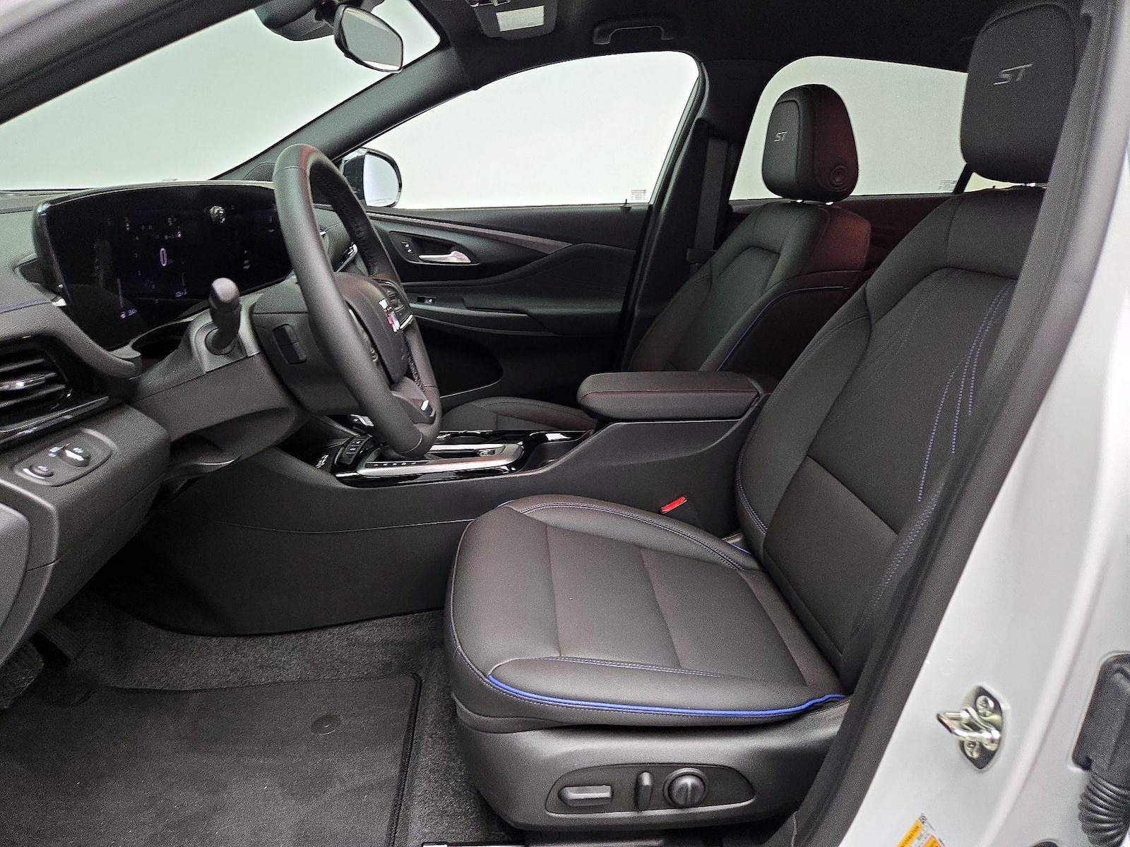 2026 Buick Envista Sport Touring - Photo 12