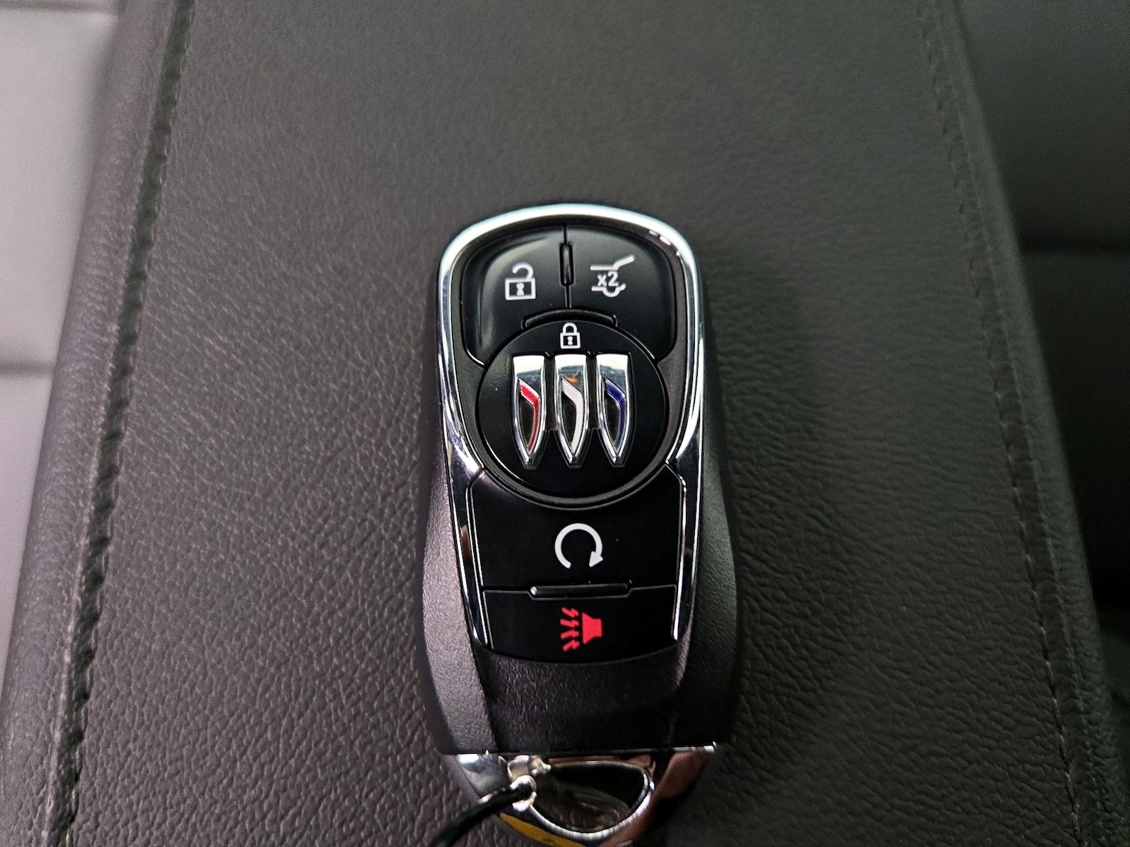 2026 Buick Envista Sport Touring - Photo 23