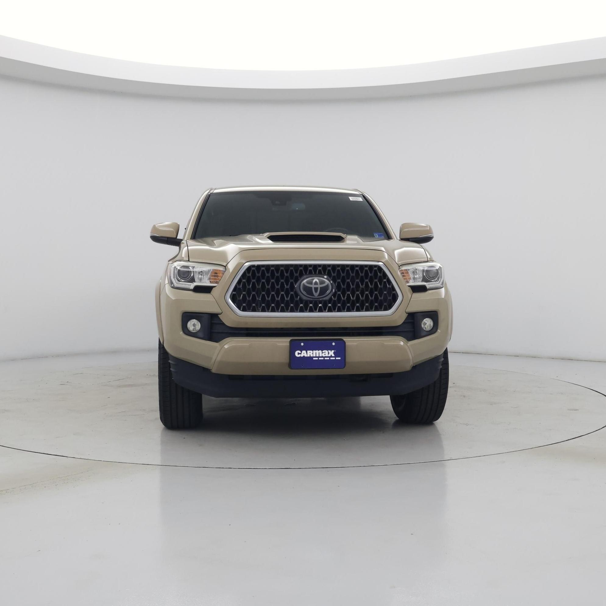 Thumbnail: 2018 Toyota Tacoma - 5