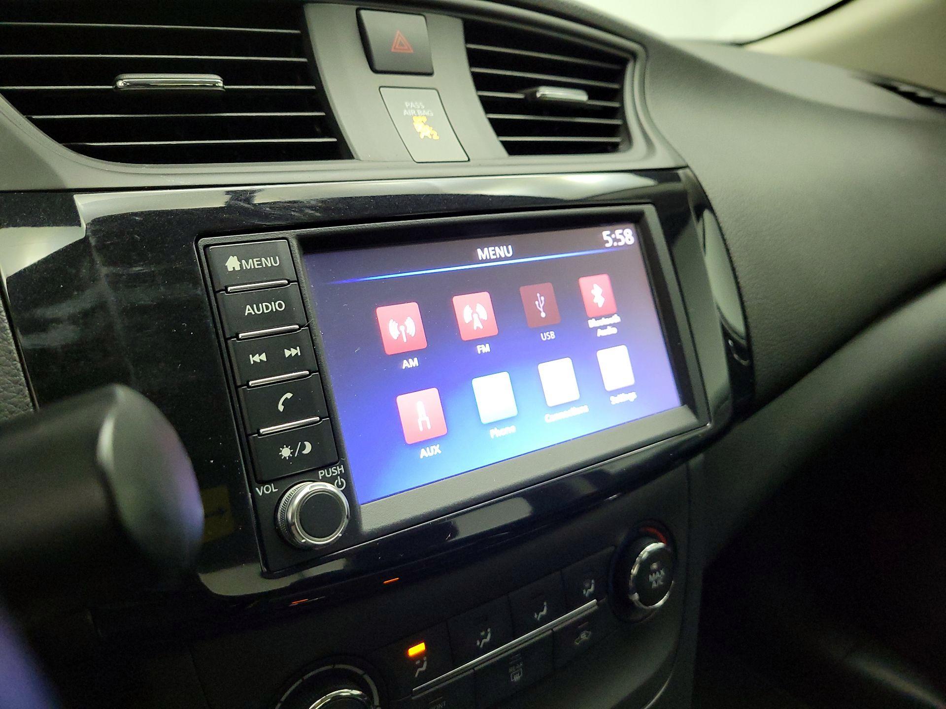 Thumbnail: 2019 Nissan Sentra - 15