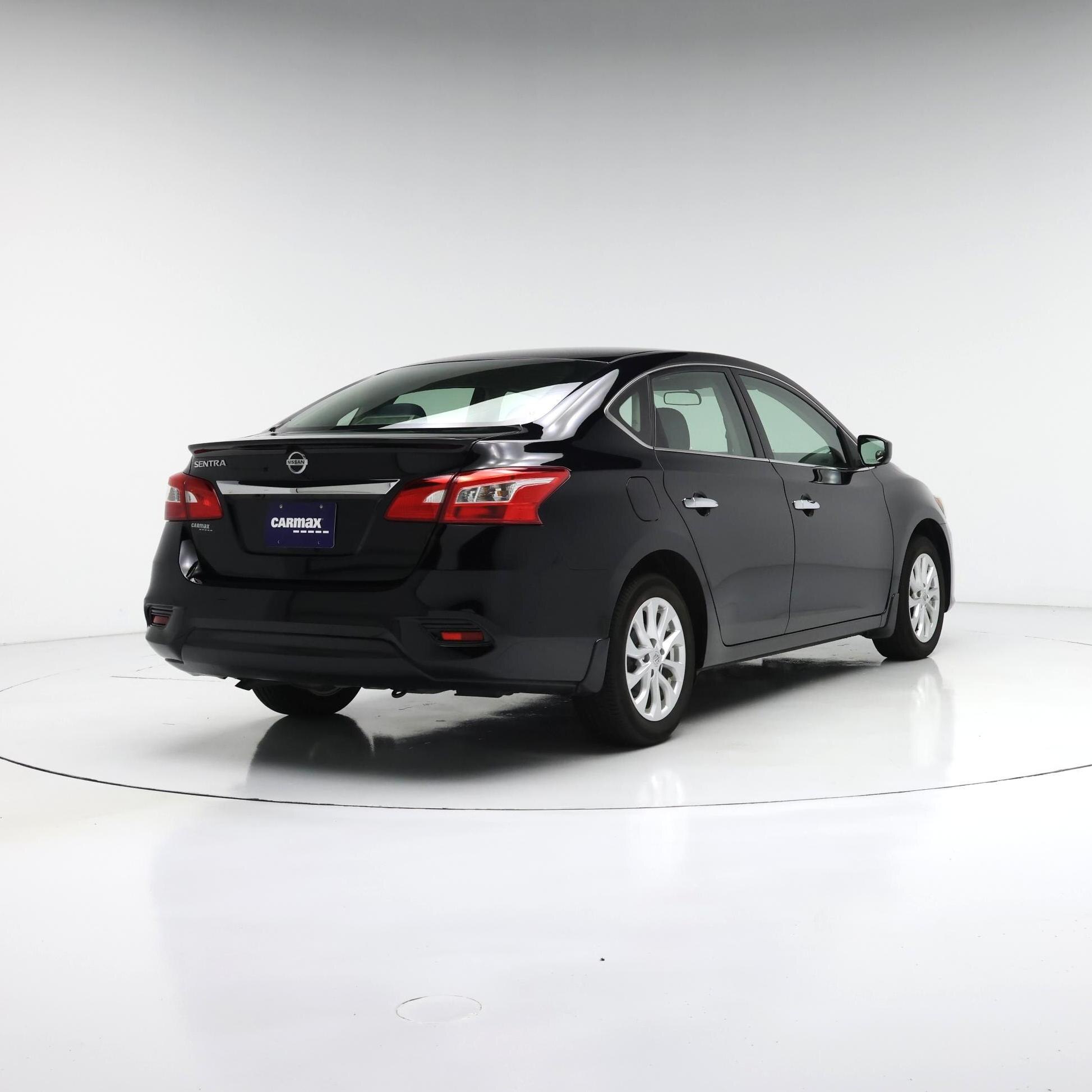 Thumbnail: 2019 Nissan Sentra - 8