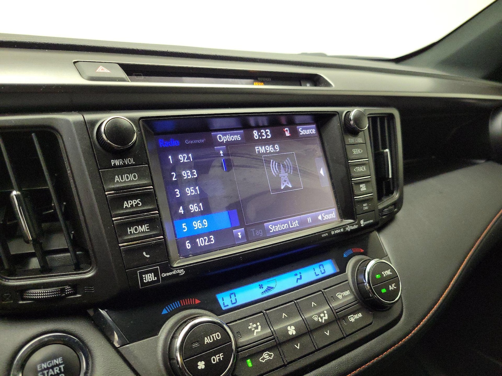 2016 Toyota RAV4 SE - Photo 17