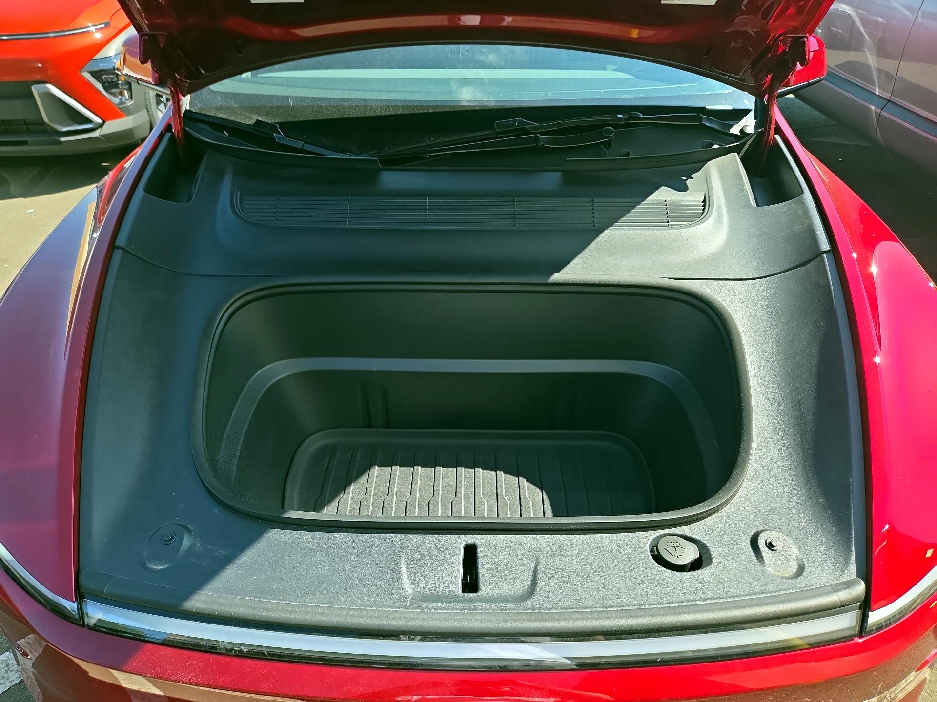 Thumbnail: 2026 Tesla Model Y - 19