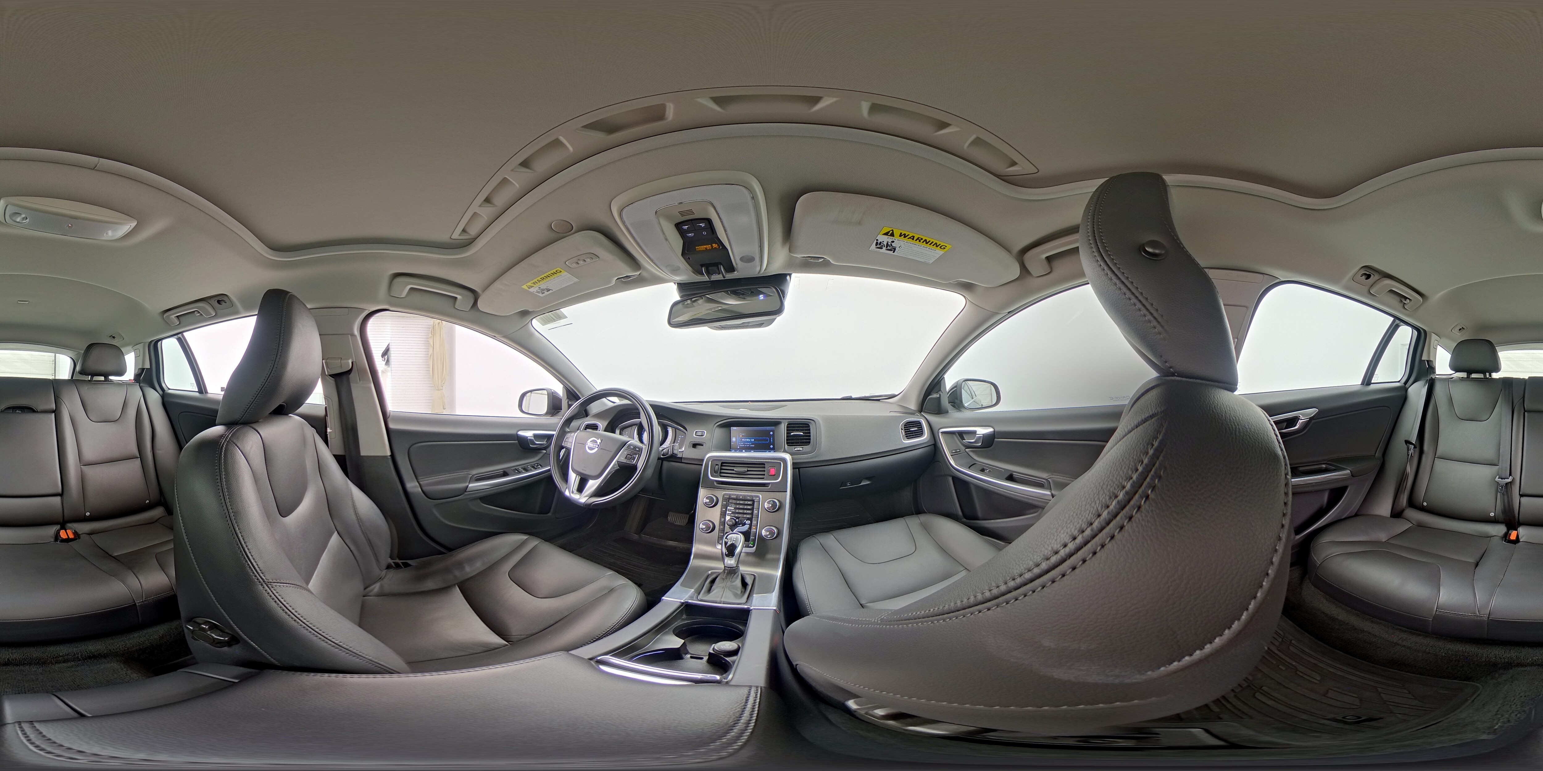 2015 Volvo V60 Platinum - Photo 26