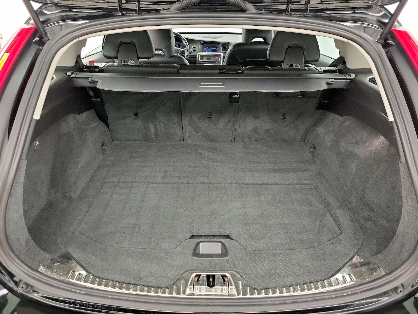 2015 Volvo V60 Platinum - Photo 23