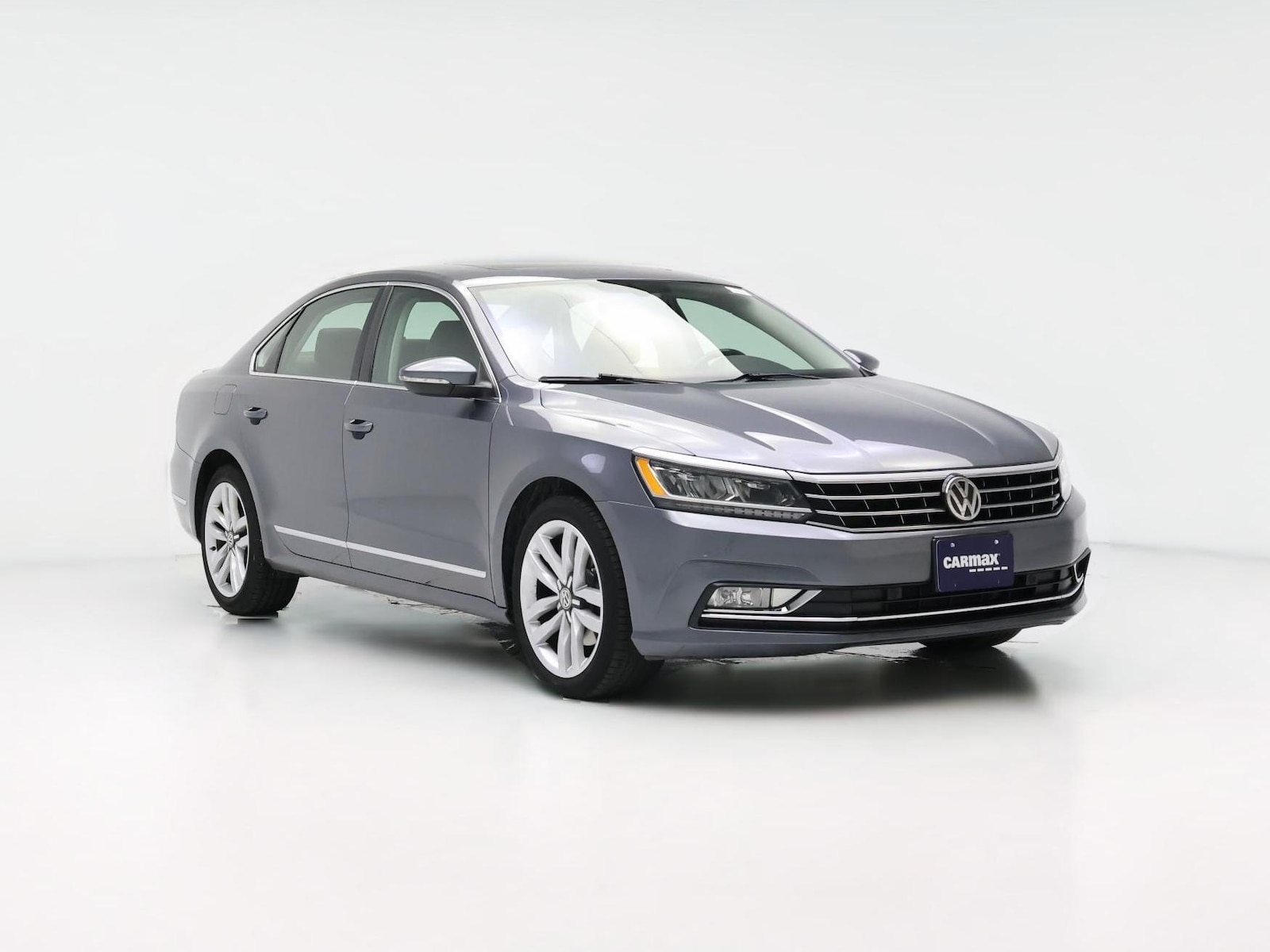 2017 Volkswagen Passat SE - Photo 1