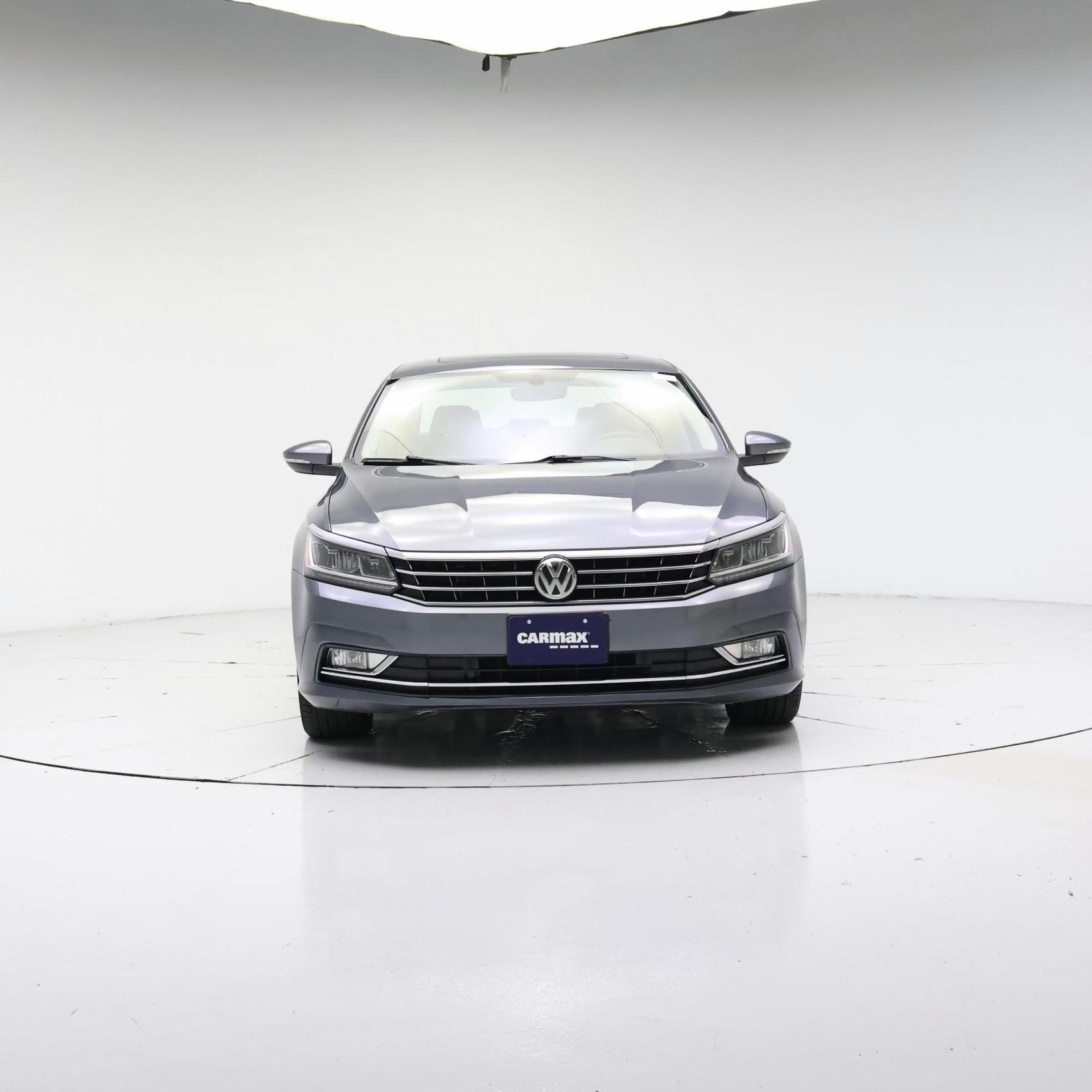 Thumbnail: 2017 Volkswagen Passat - 5