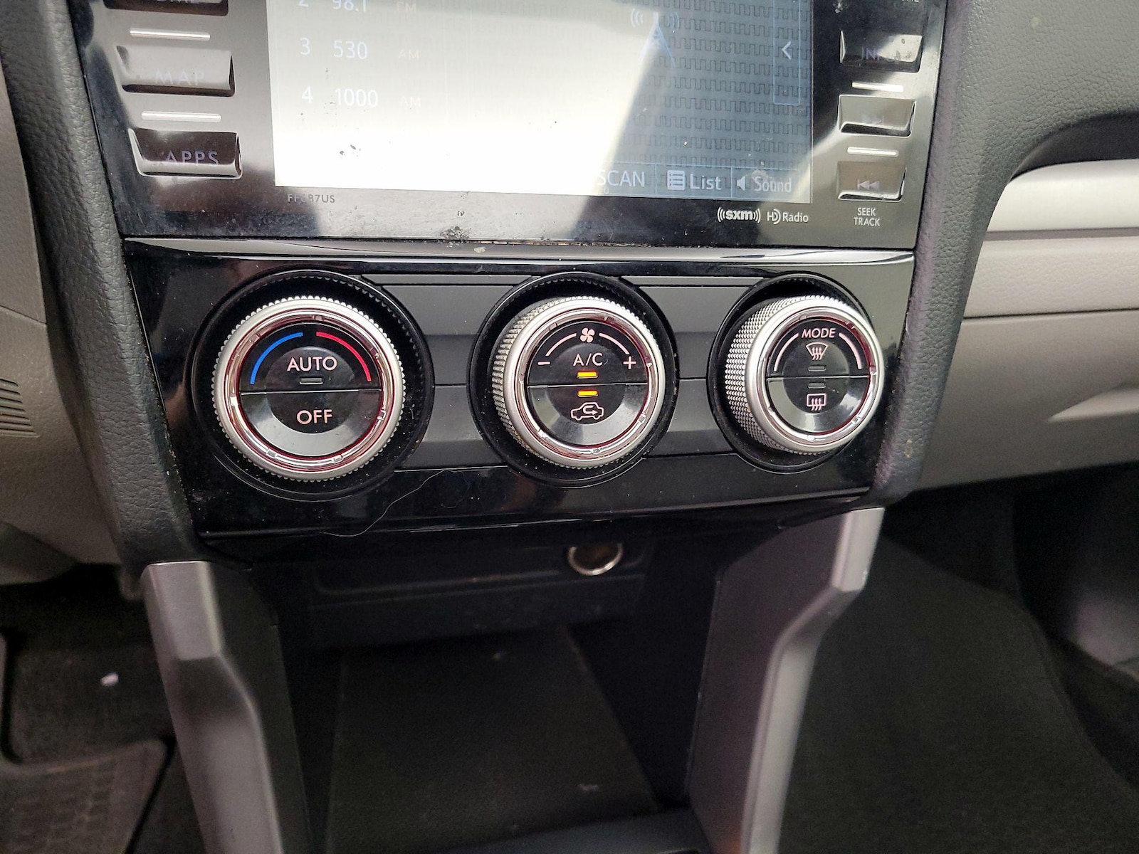 2016 Subaru Forester i Limited - Photo 18