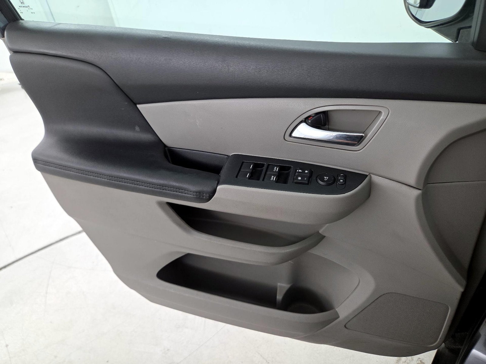 2016 Honda Odyssey EX-L - Photo 13
