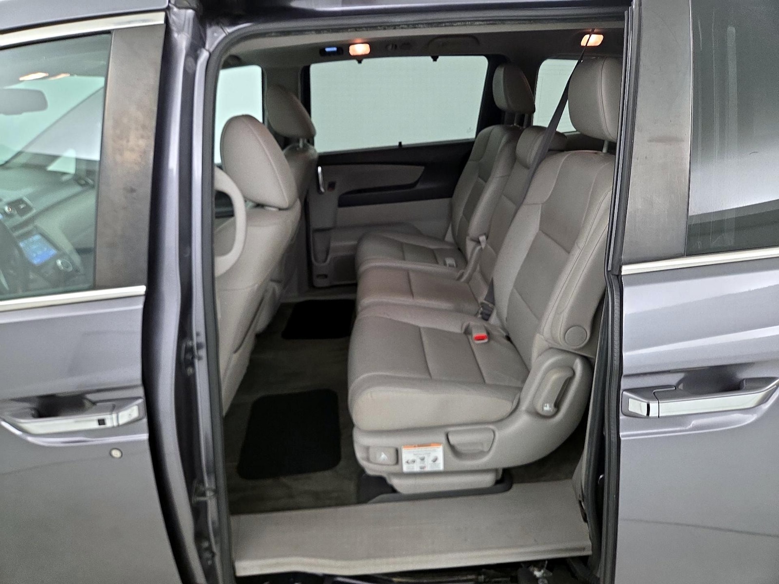2016 Honda Odyssey EX-L - Photo 21