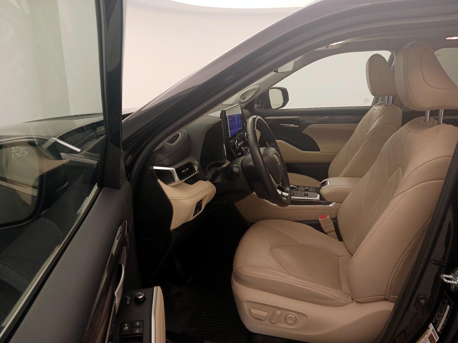 2023 Toyota Highlander Platinum - Photo 12