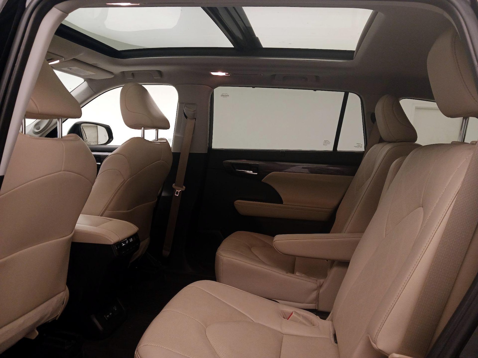 2023 Toyota Highlander Platinum - Photo 20