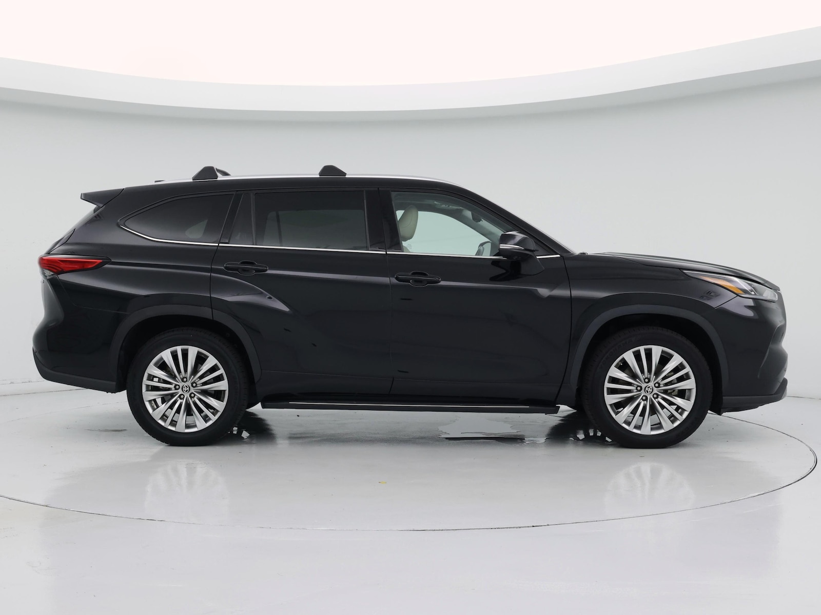 2023 Toyota Highlander Platinum - Photo 8