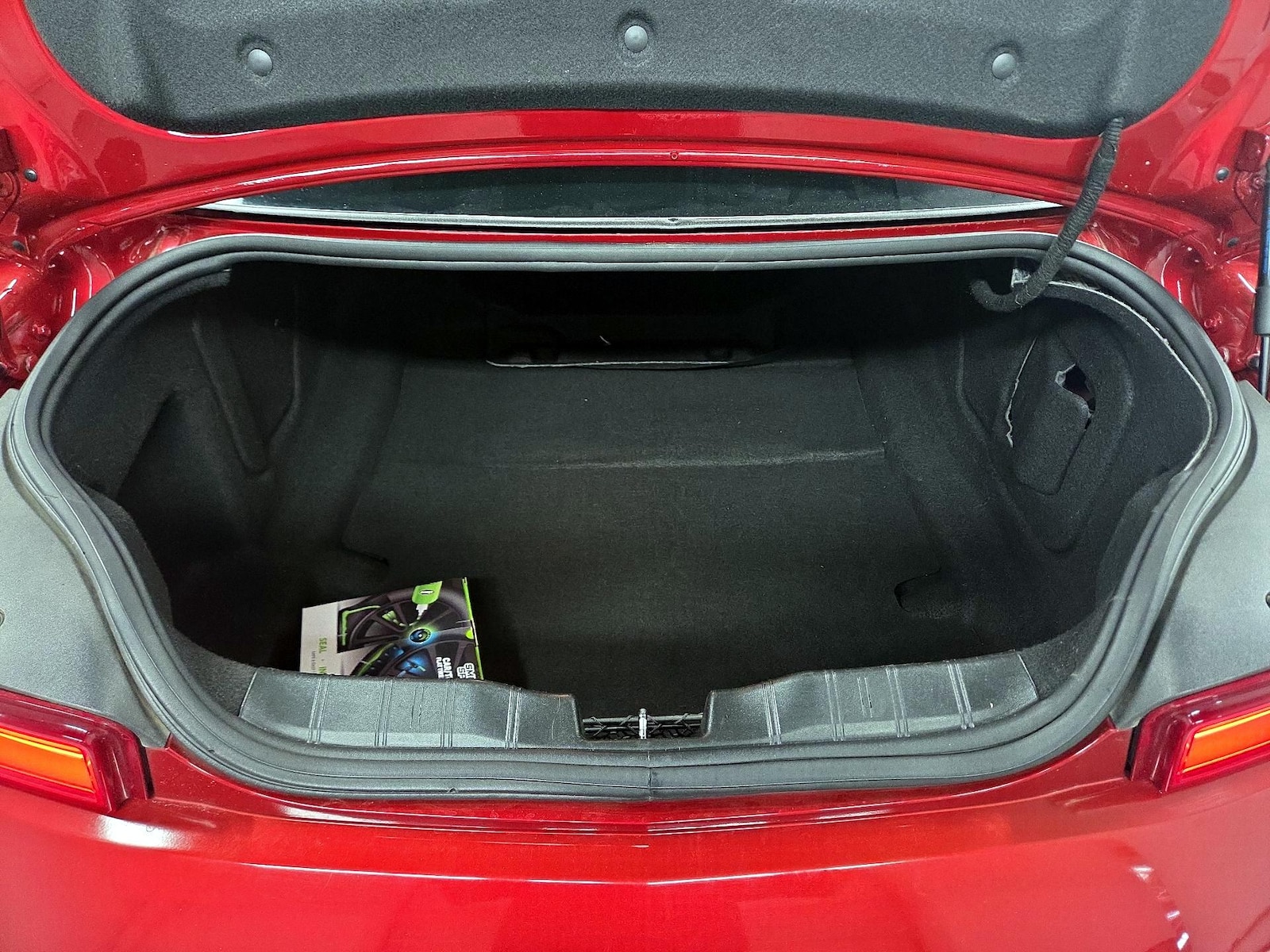 2017 Chevrolet Camaro 1LT - Photo 9