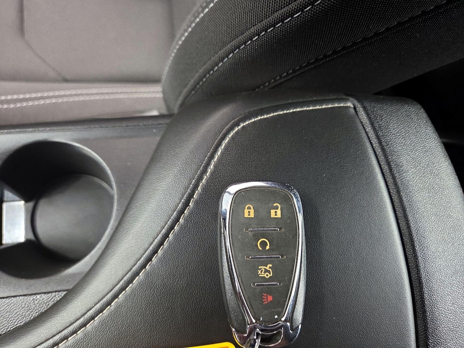 2017 Chevrolet Camaro 1LT - Photo 11