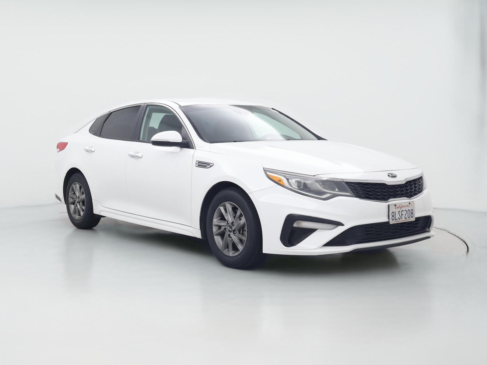 2019 Kia Optima LX - Photo 1