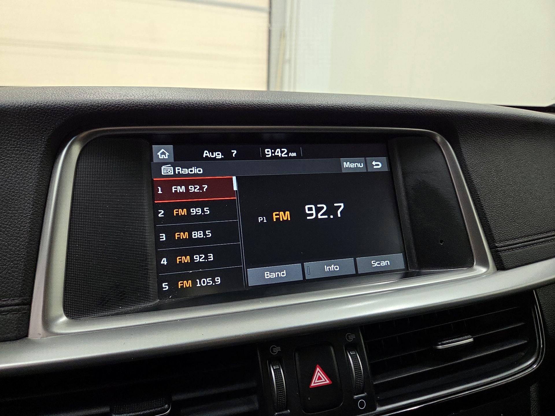 Thumbnail: 2019 Kia Optima - 15
