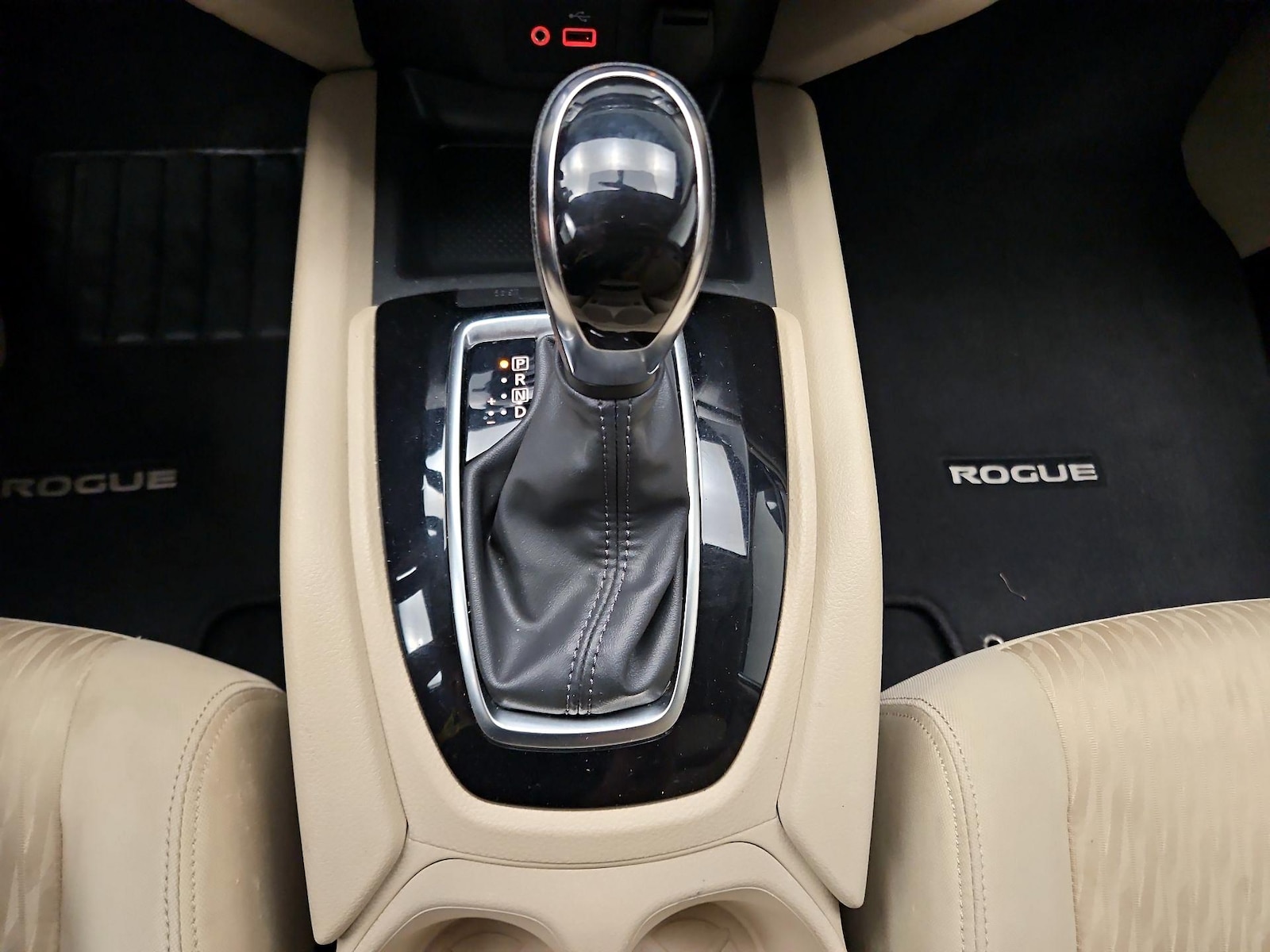 2018 Nissan Rogue SV - Photo 19