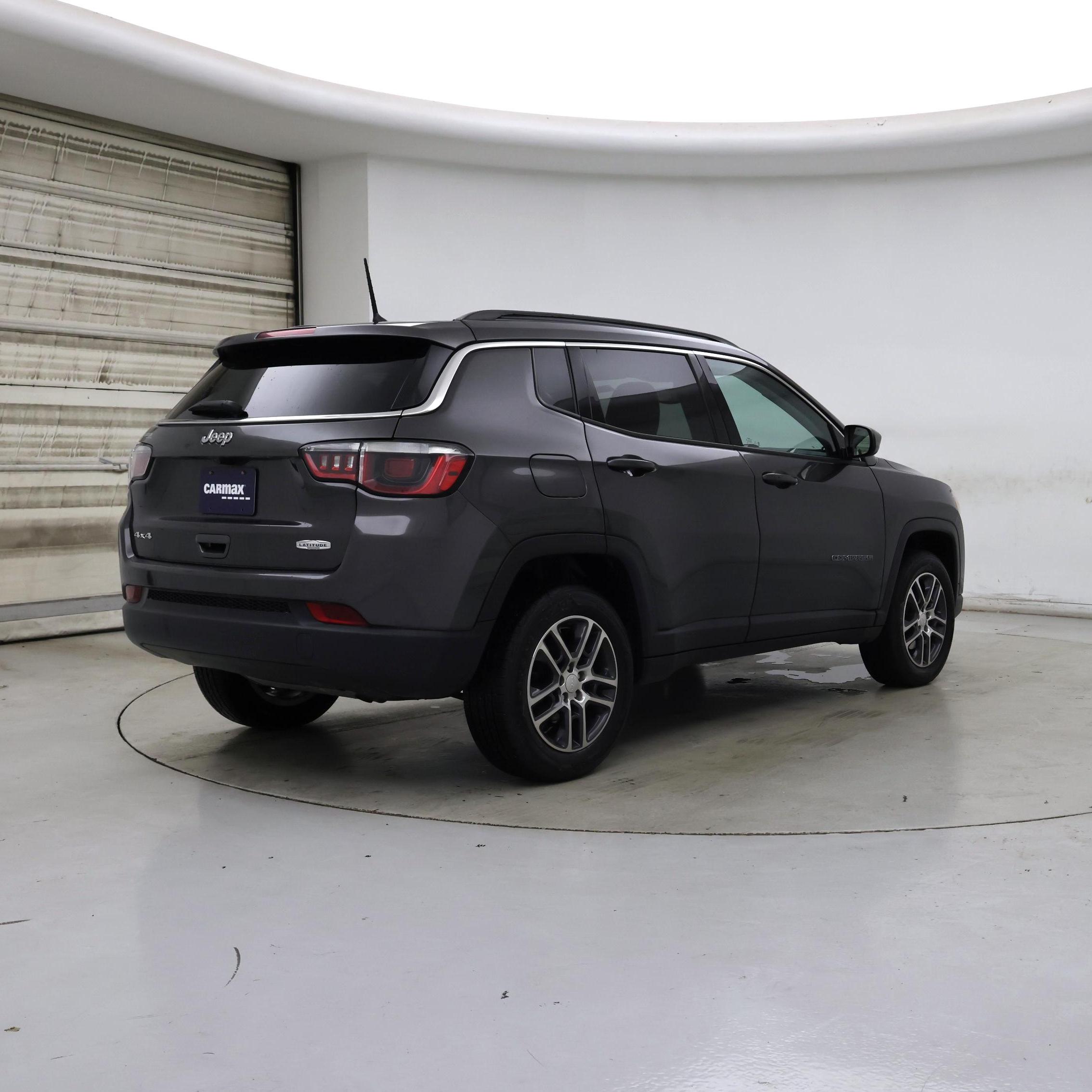 Thumbnail: 2018 Jeep Compass - 8