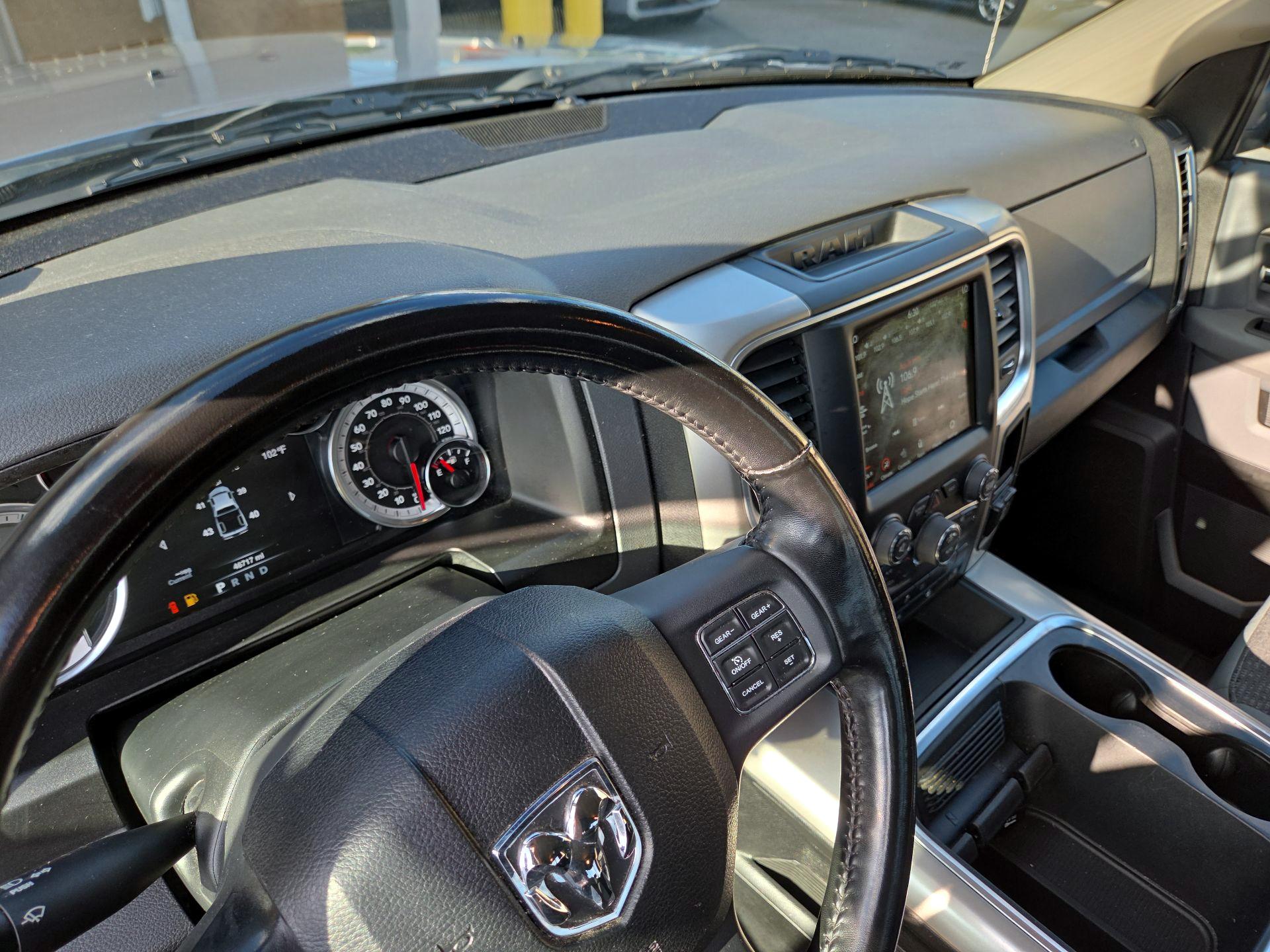 Thumbnail: 2020 RAM 1500 Classic - 9