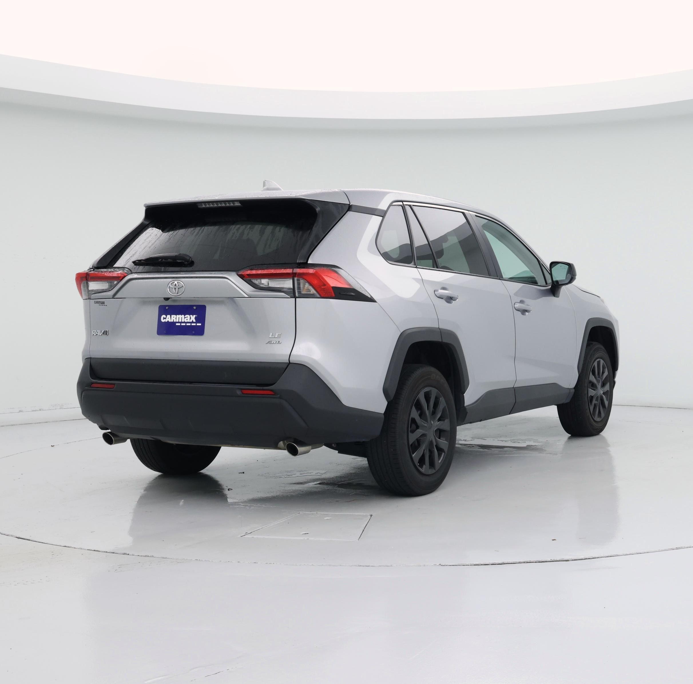 Thumbnail: 2024 Toyota RAV4 - 8