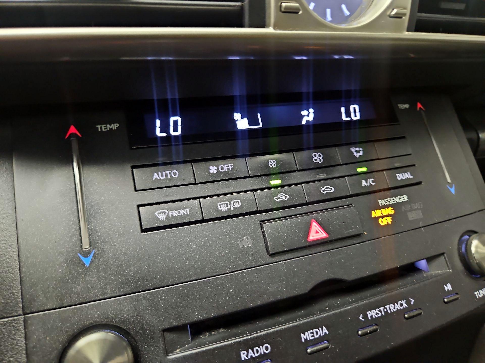 Thumbnail: 2016 Lexus IS - 16