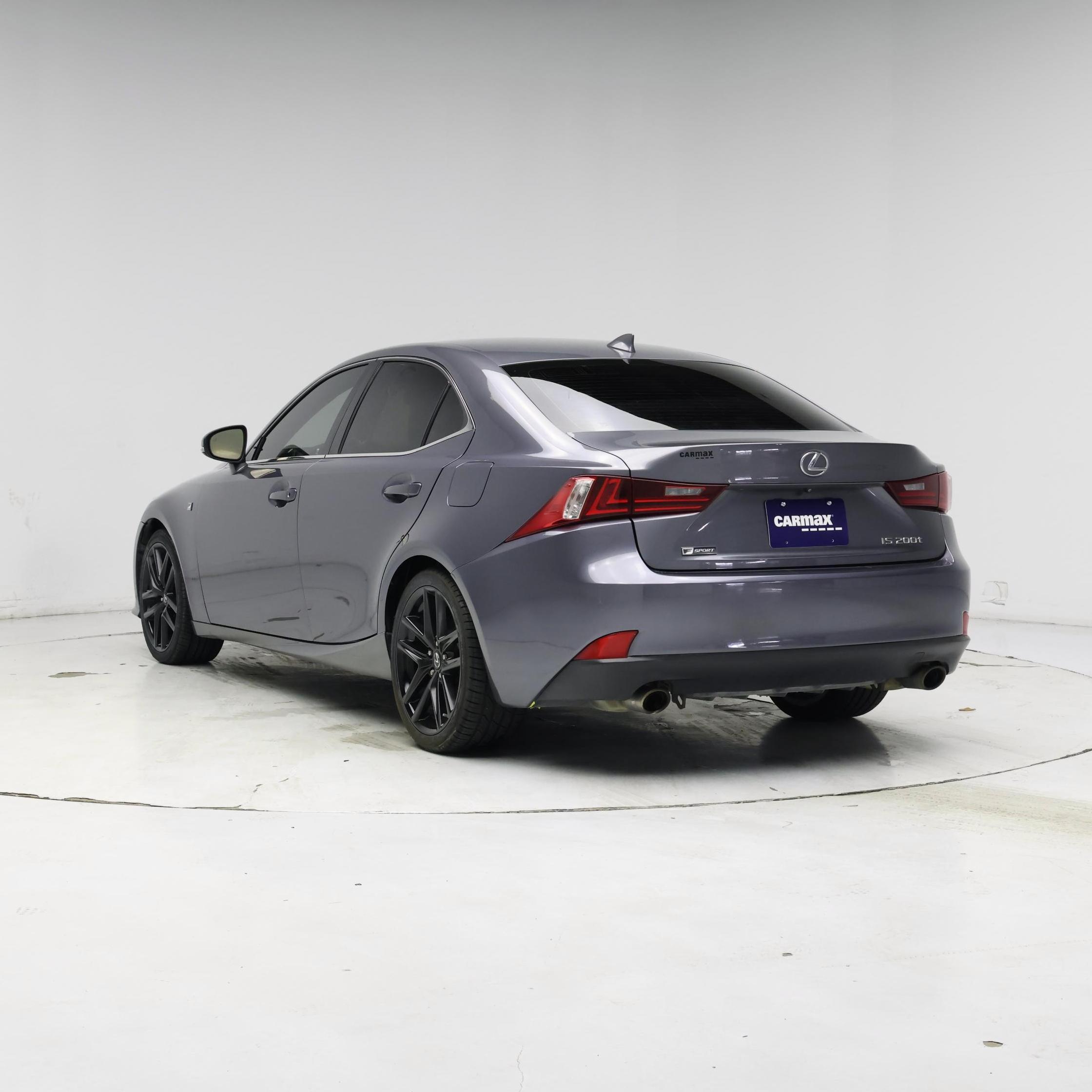 Thumbnail: 2016 Lexus IS - 2