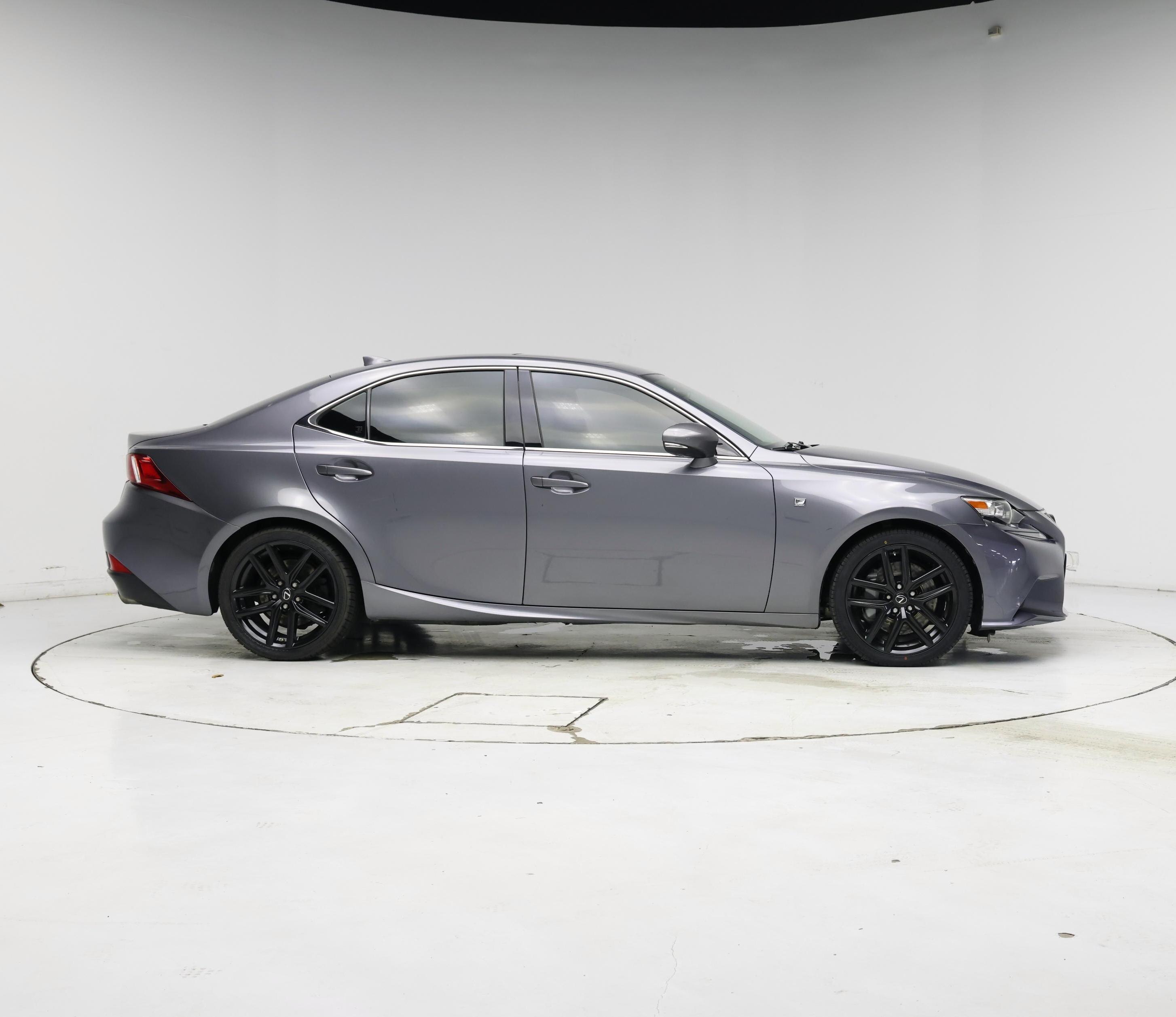 Thumbnail: 2016 Lexus IS - 7
