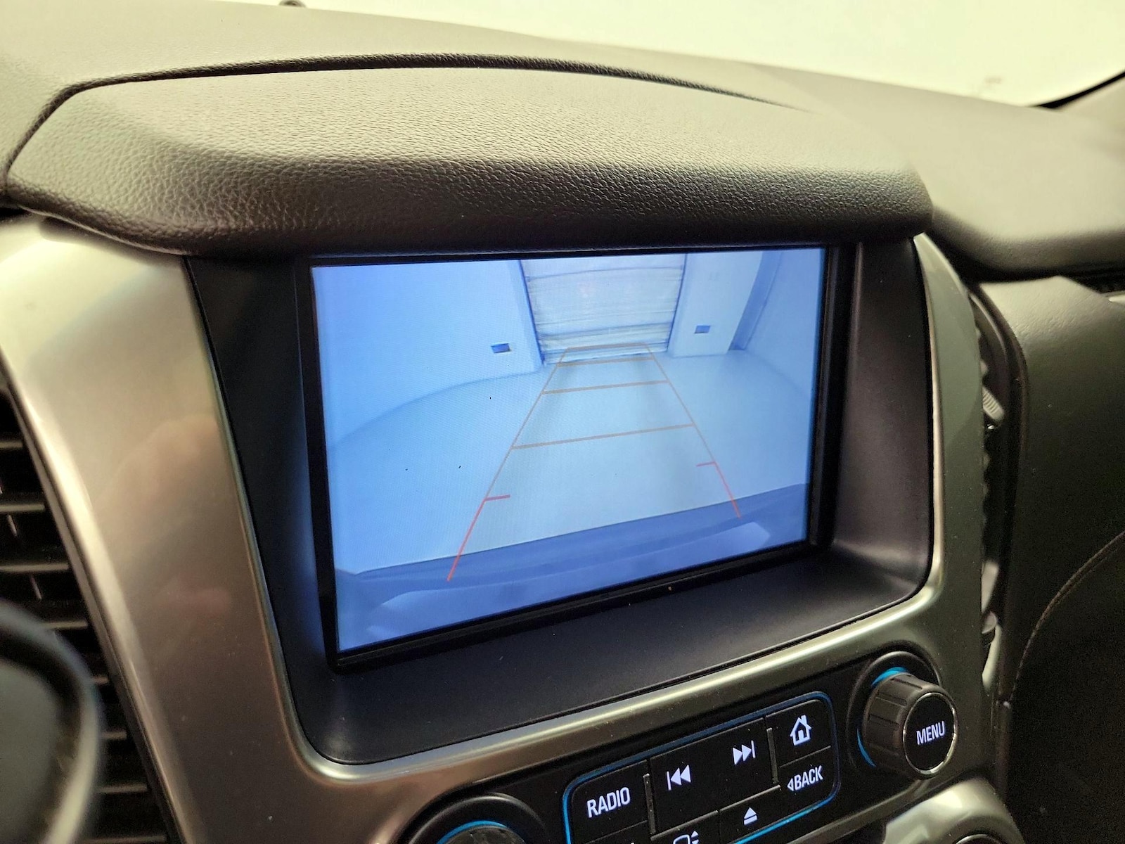 2019 Chevrolet Tahoe LT - Photo 15
