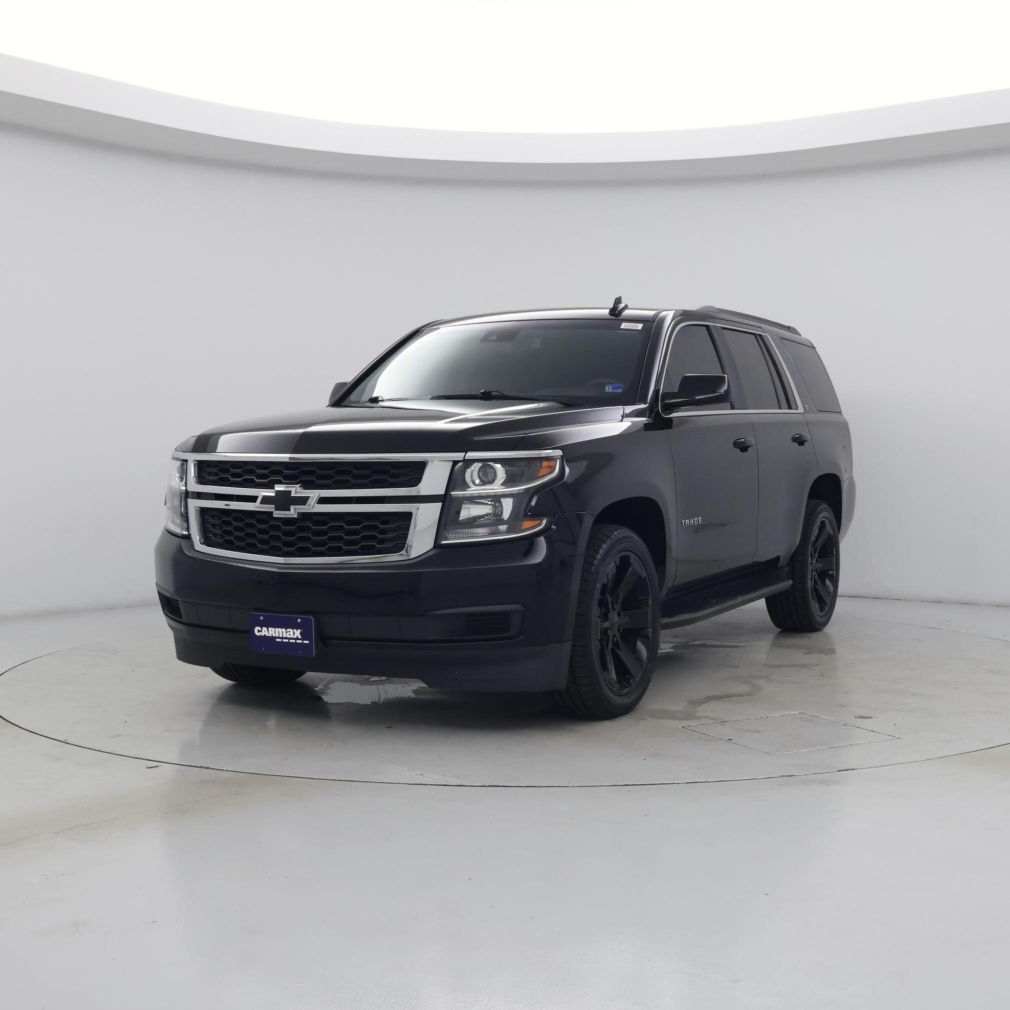 Thumbnail: 2019 Chevrolet Tahoe - 4