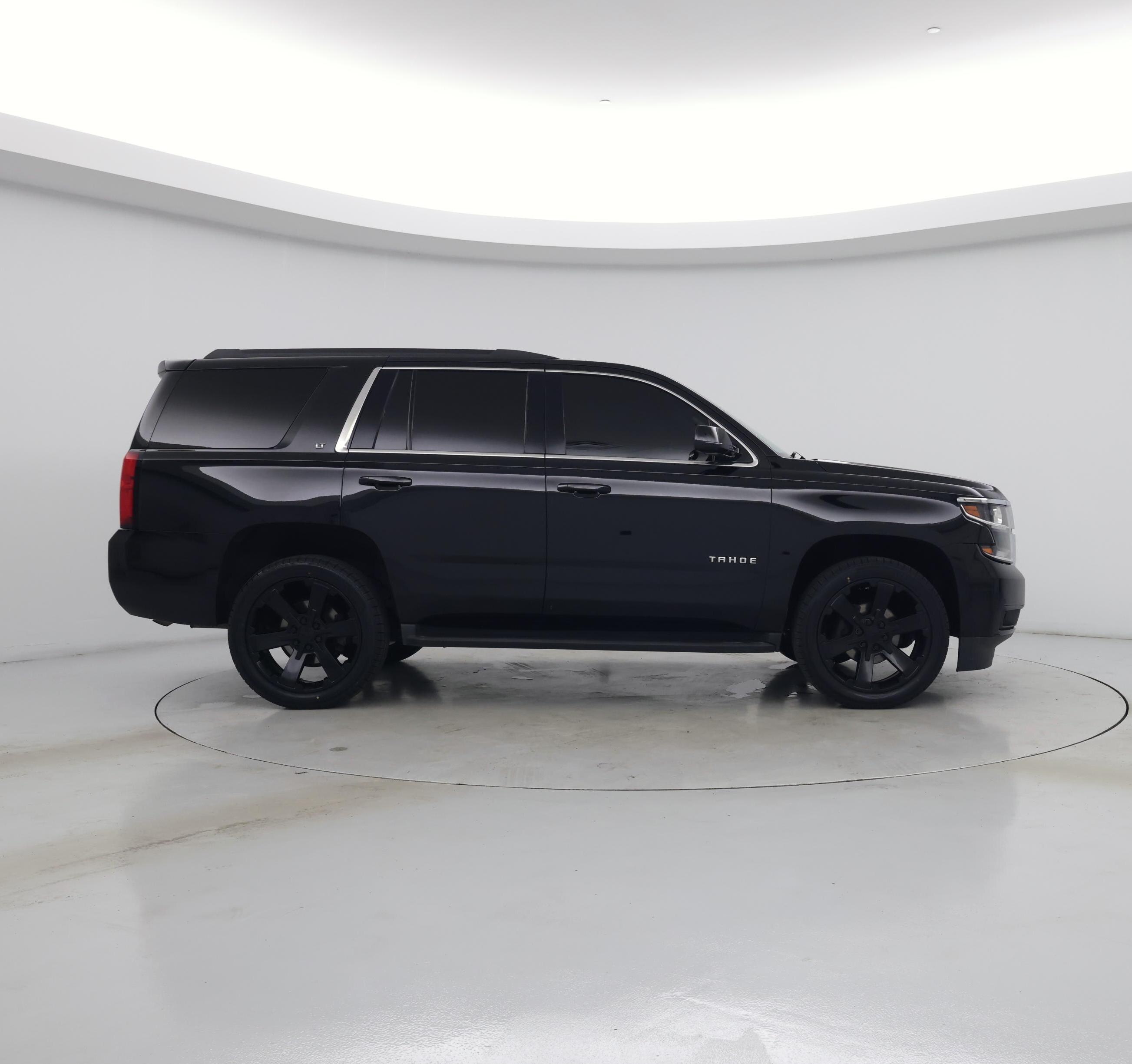 Thumbnail: 2019 Chevrolet Tahoe - 7