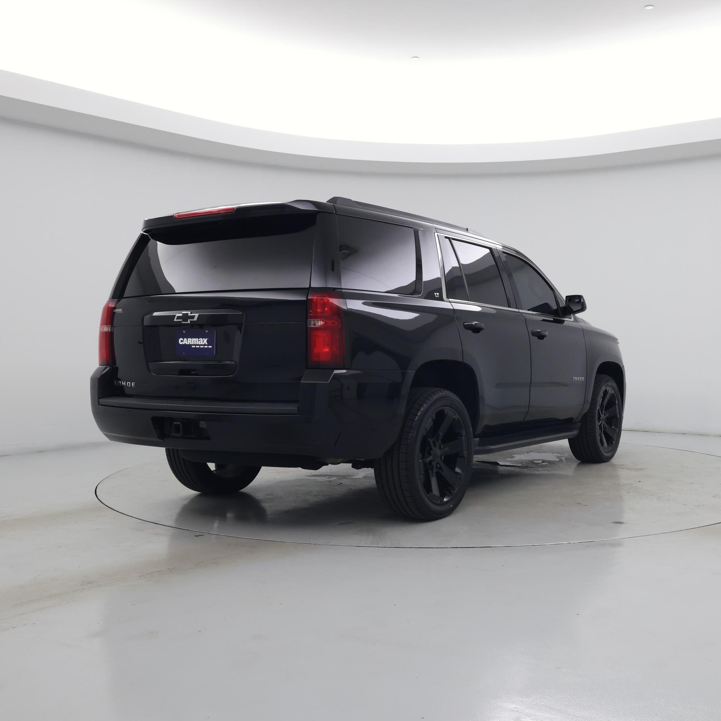 Thumbnail: 2019 Chevrolet Tahoe - 8