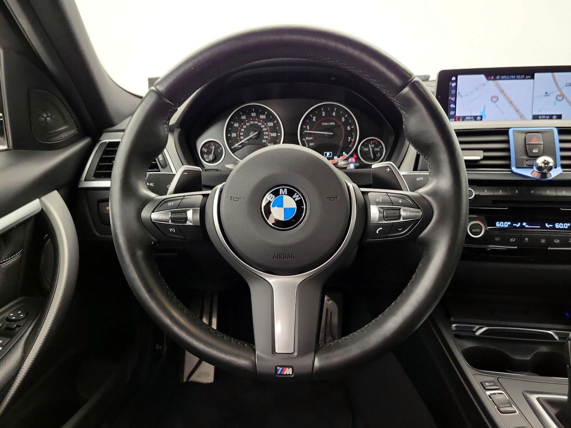 Thumbnail: 2018 BMW 3 Series - 10