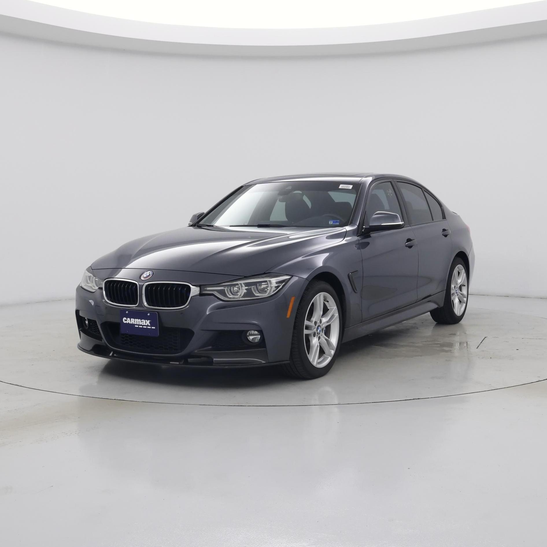 Thumbnail: 2018 BMW 3 Series - 4