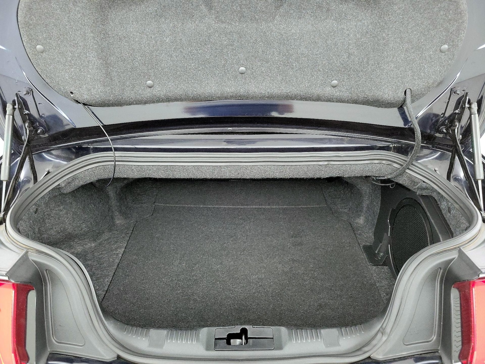 2021 Ford Mustang EcoBoost Premium - Photo 20