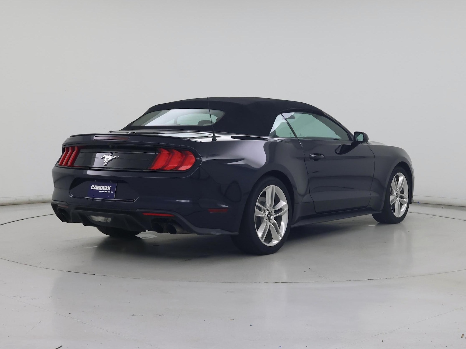 2021 Ford Mustang EcoBoost Premium - Photo 9
